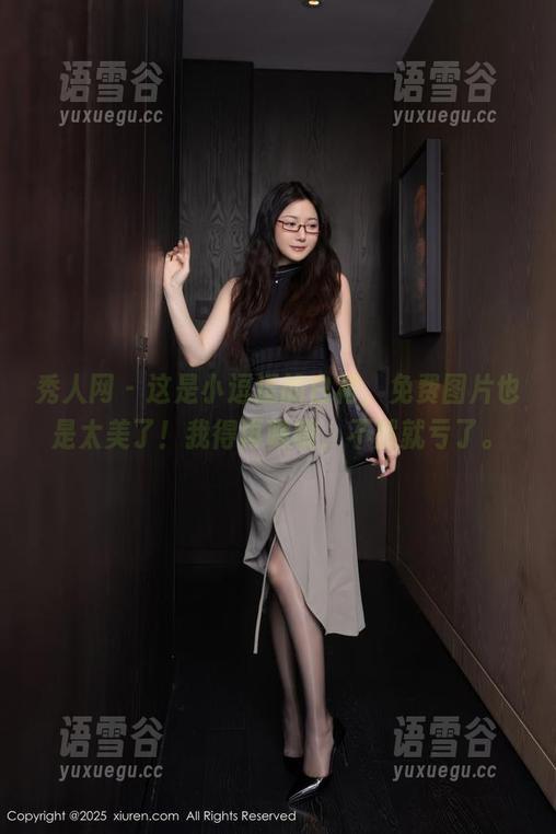 秀人网 - 这是小逗逗的白裙，免费图片也是太美了！我得再瞧瞧，不然就亏了。
