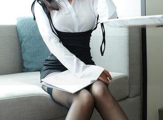 秀人网 – 咋回事，范小宣fancy的免费写真里藏着秘密吧？