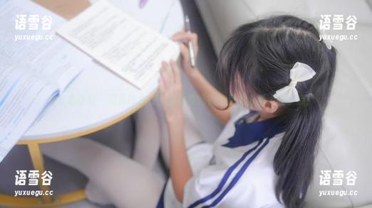 紧急企划 - 那件修女衣，你敢穿吗？小恩的套图大胆了点！