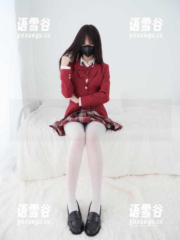 紧急企划 - 没错，就是这样，龙崎聆音无圣光职业装合集，一个新视角看待办公室。