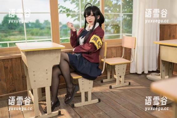 花铃Hana 手柄妹妹出现在花铃Hana的图包,确信她就是个不可多得的尤物。