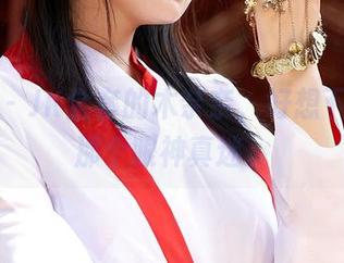 蜜桃社 – JK全套的木奈奈，好想下载啊，那个眼神真迷。