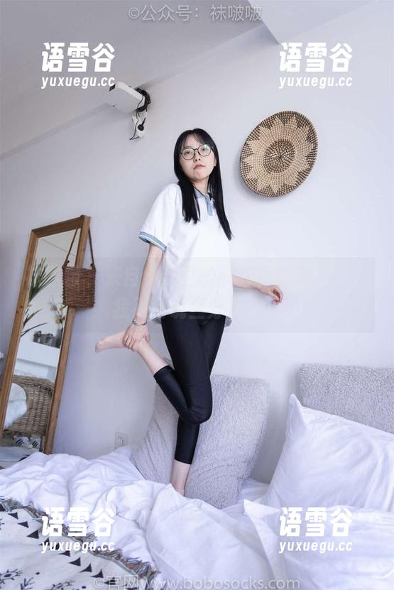 袜啵啵 - 来自小甜豆的美脚评论集，至少我不会说三分之一！