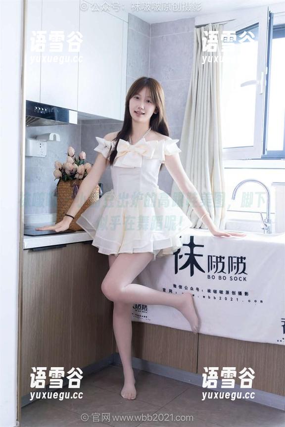 袜啵啵 - 小甜豆出炉的高跟鞋美图，脚下似乎在舞蹈呢！