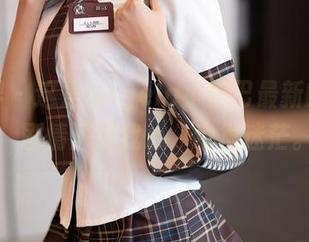 语画界 – 这是Angela小热巴最新的图片，剧情深得我心，也很迷茫。