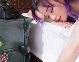 轰趴猫 – 在线“艾小青婚纱”——不小心让我的婚纱梦成真了，原图请自取！